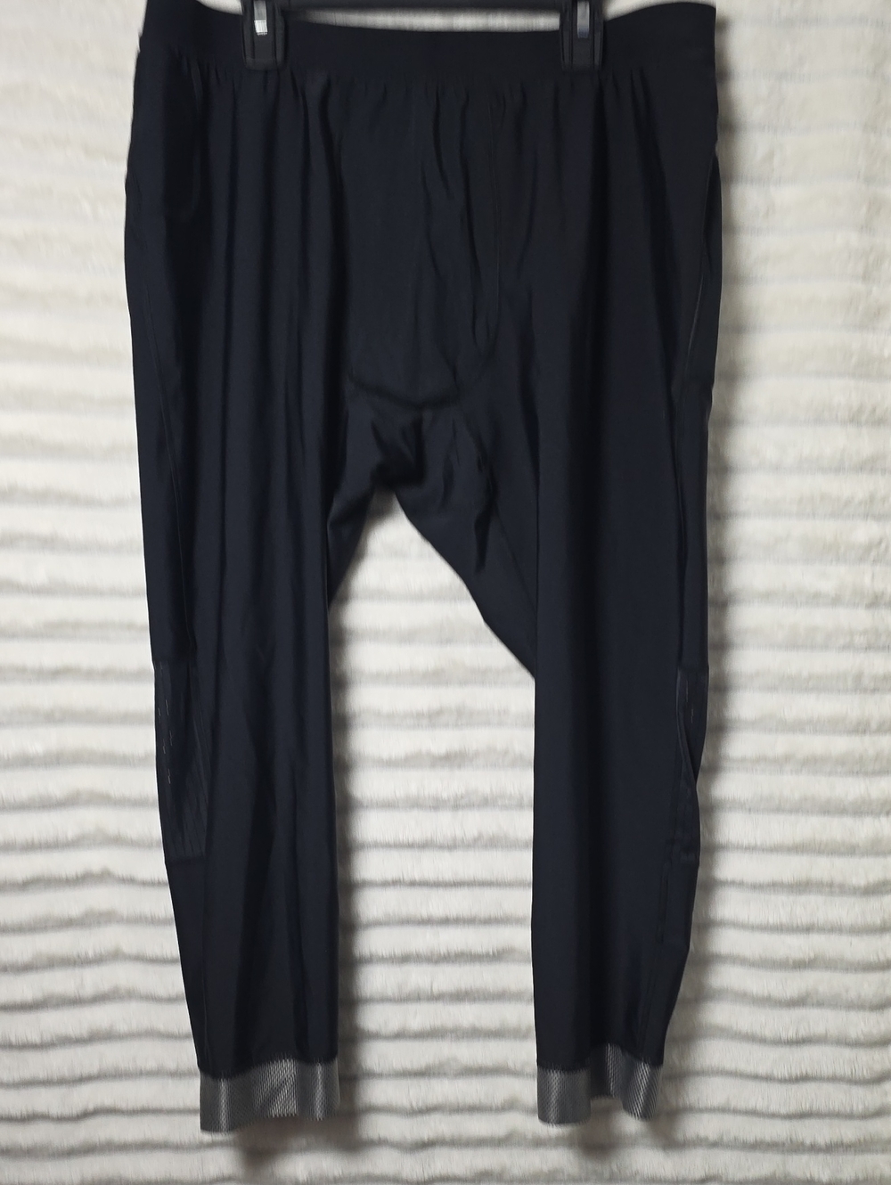 0359 Ten Thousand 3/4‎ Tights